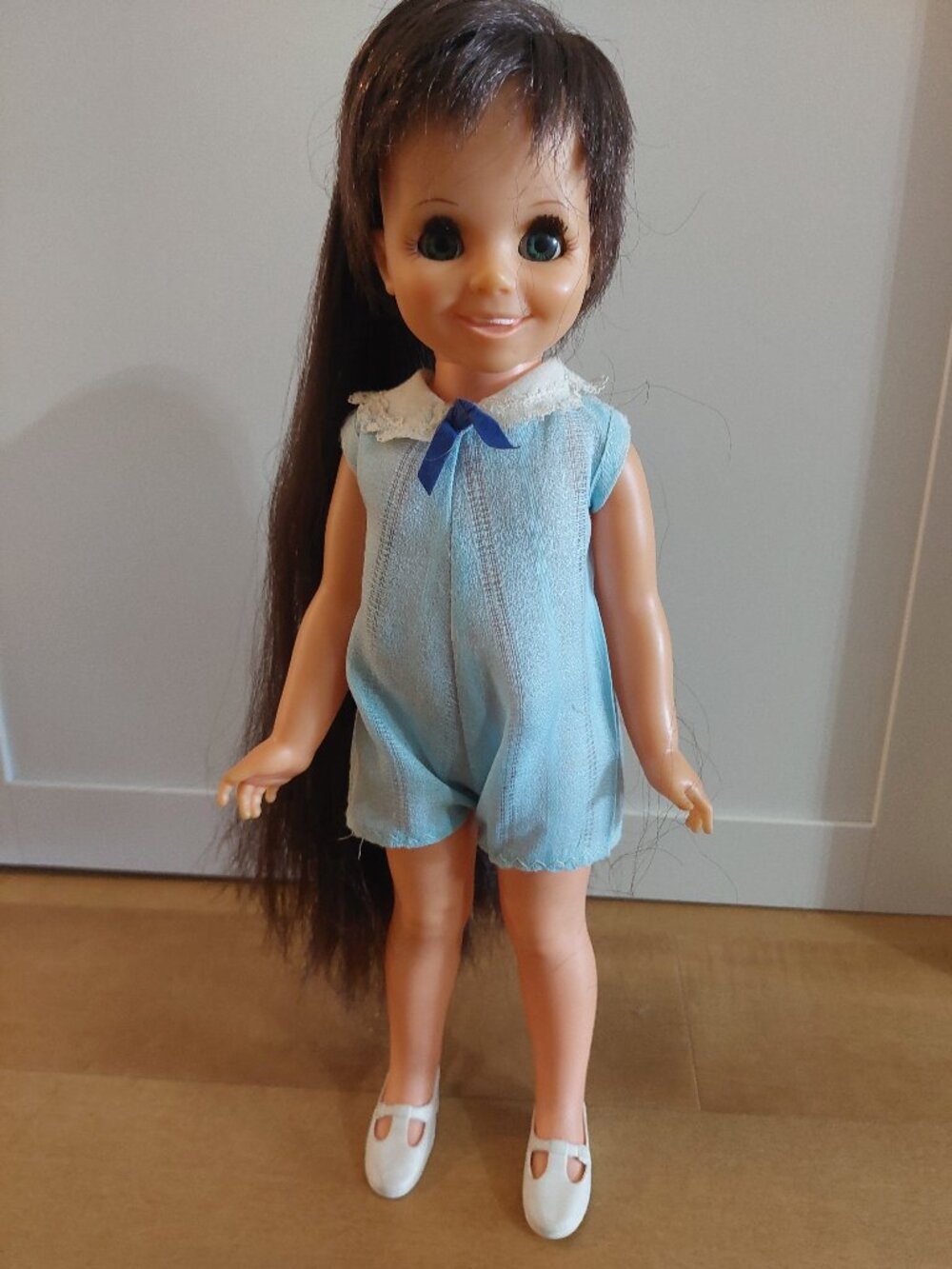 Vintage MOD 70s Ideal Mia Doll Crissy Family w/ Outfit & Shoes Growing Hair
